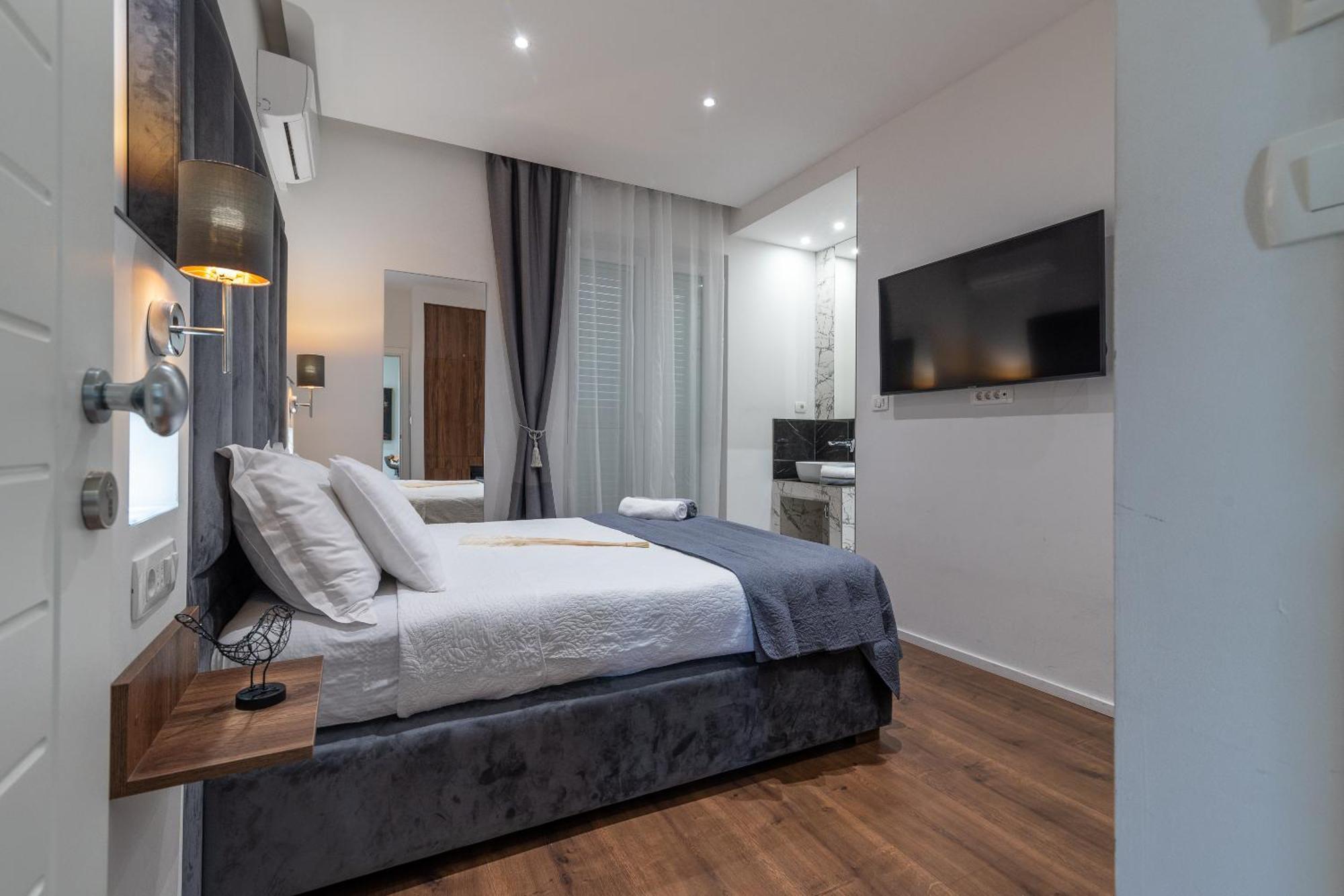 Antares Luxury Rooms 2 Сплит Екстериор снимка